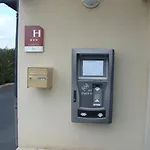 Le Laury's-hotel Calme Proche De Rodez Avec Parking Prive Gratuit Szálloda Onet-le-Château