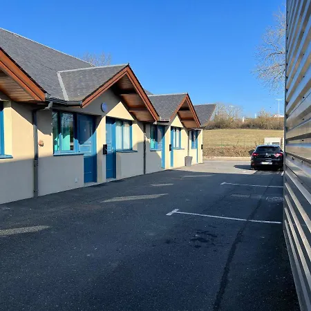 Le Laury's-hotel Calme Proche De Rodez Avec Parking Prive Gratuit Ξενοδοχείο 3*