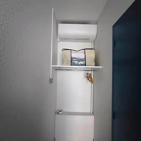 Ξενοδοχείο Le Laury's-hotel Calme Proche De Rodez Avec Parking Prive Gratuit