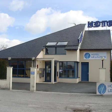 فندق Le Laury's-hotel Calme Proche De Rodez Avec Parking Prive Gratuit 3*