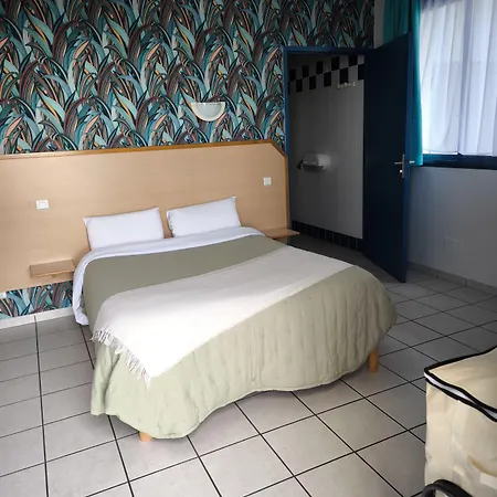 Le Laury's-hotel Calme Proche De Rodez Avec Parking Prive Gratuit Ξενοδοχείο