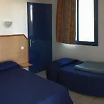 Ξενοδοχείο Le Laury's-hotel Calme Proche De Rodez Avec Parking Prive Gratuit