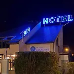 Le Laury's-hotel Calme Proche De Rodez Avec Parking Prive Gratuit