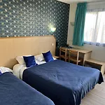 Le Laury's-hotel Calme Proche De Rodez Avec Parking Prive Gratuit Ξενοδοχείο
