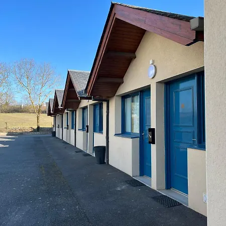 Le Laury's-hôtel Calme Proche De Rodez Avec Parking Privé Gratuit Hotel