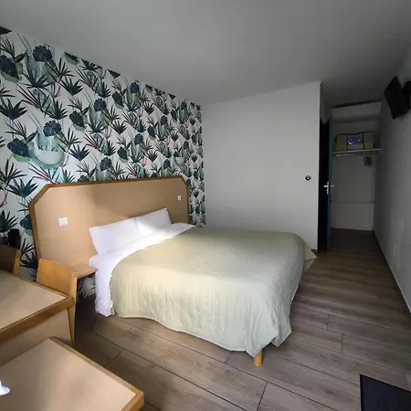 Hotel Le Laury's-hôtel Calme Proche De Rodez Avec Parking Privé Gratuit Onet-le-Château