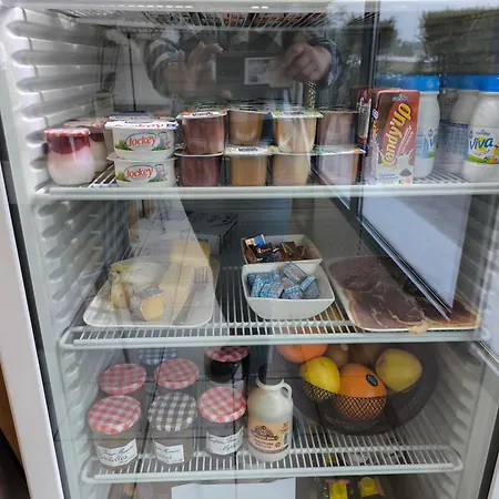 Le Laury's-hotel Calme Proche De Rodez Avec Parking Prive Gratuit Hotel 3*