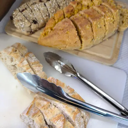 Le Laury's-hotel Calme Proche De Rodez Avec Parking Prive Gratuit Hotel 3*