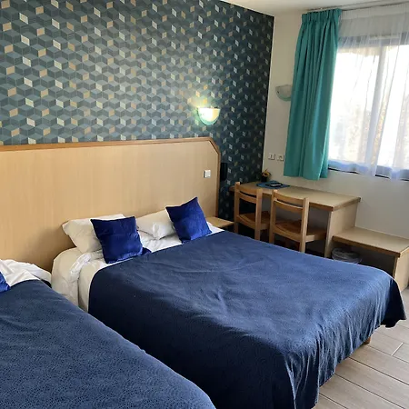 Le Laury's-hôtel Calme Proche De Rodez Avec Parking Privé Gratuit Hotel