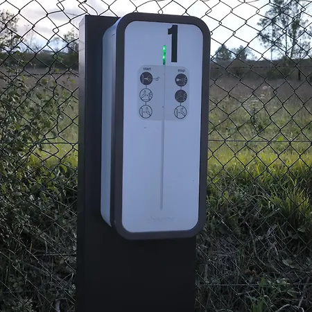 Le Laury's-hôtel Calme Proche De Rodez Avec Parking Privé Gratuit