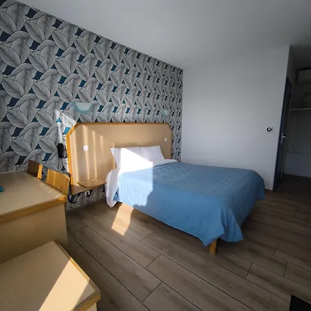 Le Laury's-hôtel Calme Proche De Rodez Avec Parking Privé Gratuit Hotel Onet-le-Château